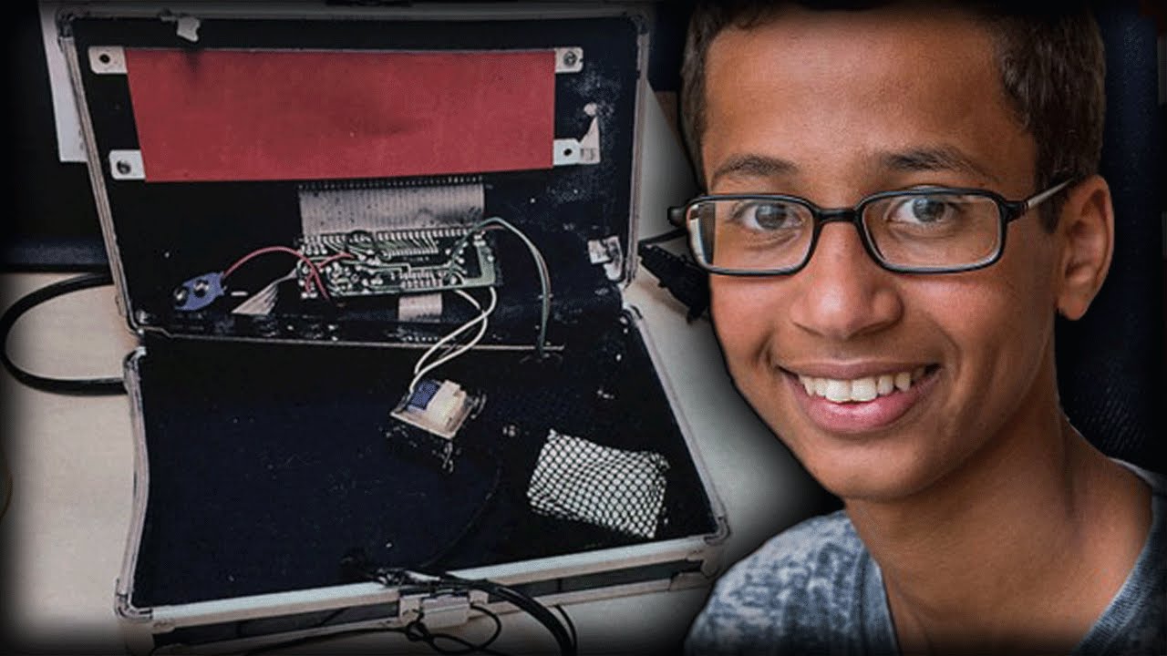 3079 Ahmed Mohamed: Handcuffed for Making a Clock? | True News episode artwork